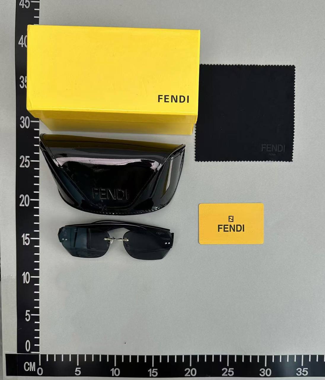 FENDI Sunglasses -3