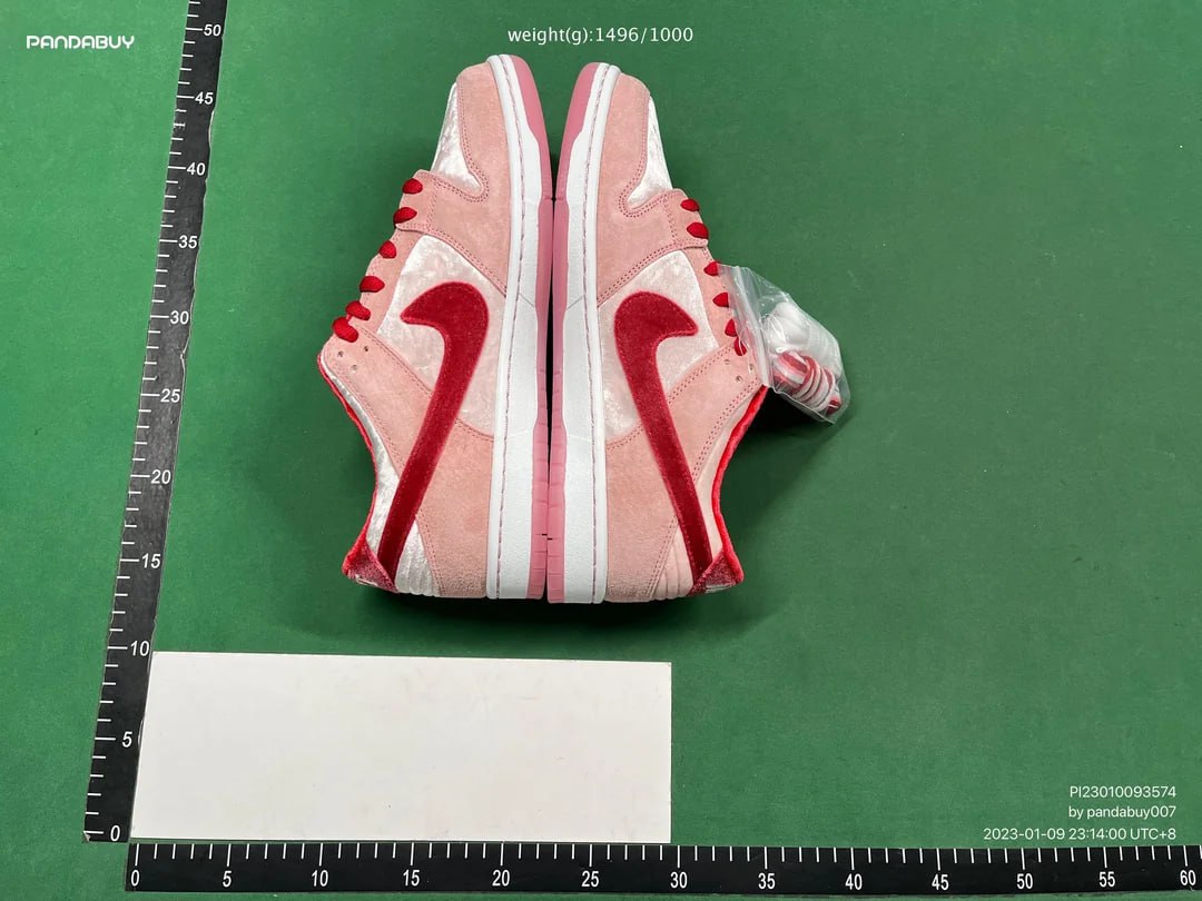 Dunk Low StrangeLove Skateboar