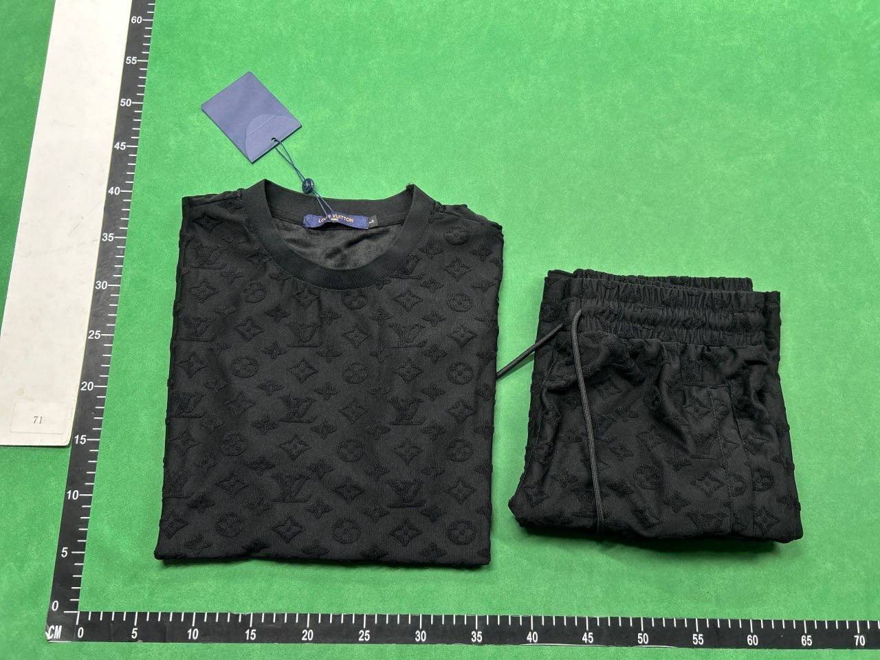 Louis Vuitton Set -4
