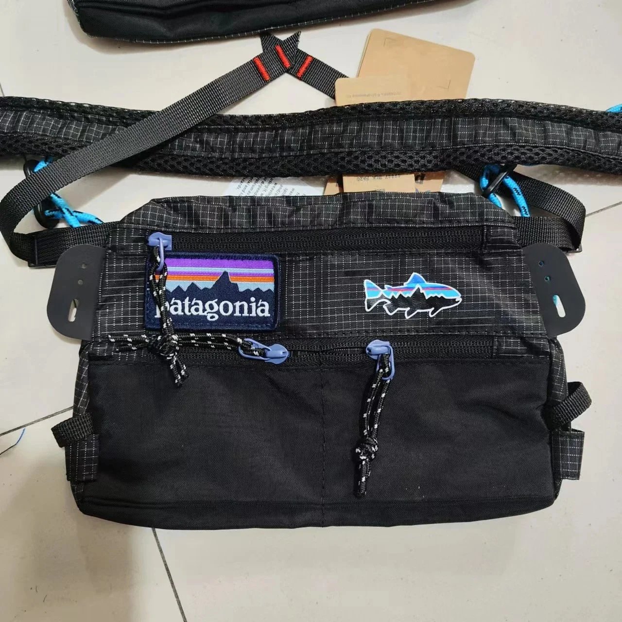 Patagonia Mini Messenger Bag [17 styles] -3