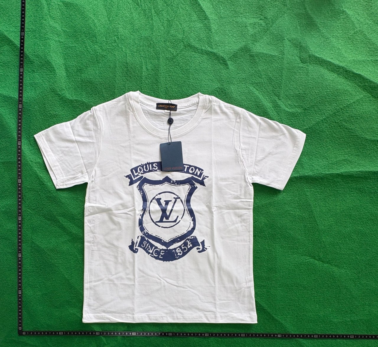 Louis Vuitton Graphic T-Shirt [40 styles] -3