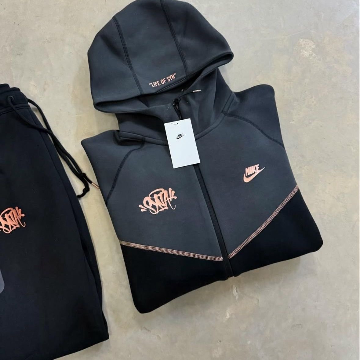 Nike B22 Hoodie and Pants Set -4