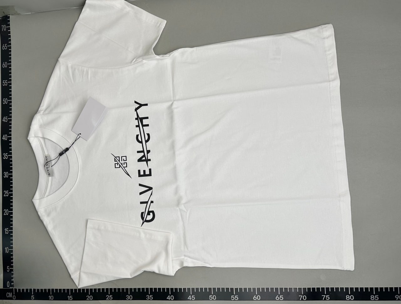 Givenchy 4G Logo T-Shirt [2 styles] -2