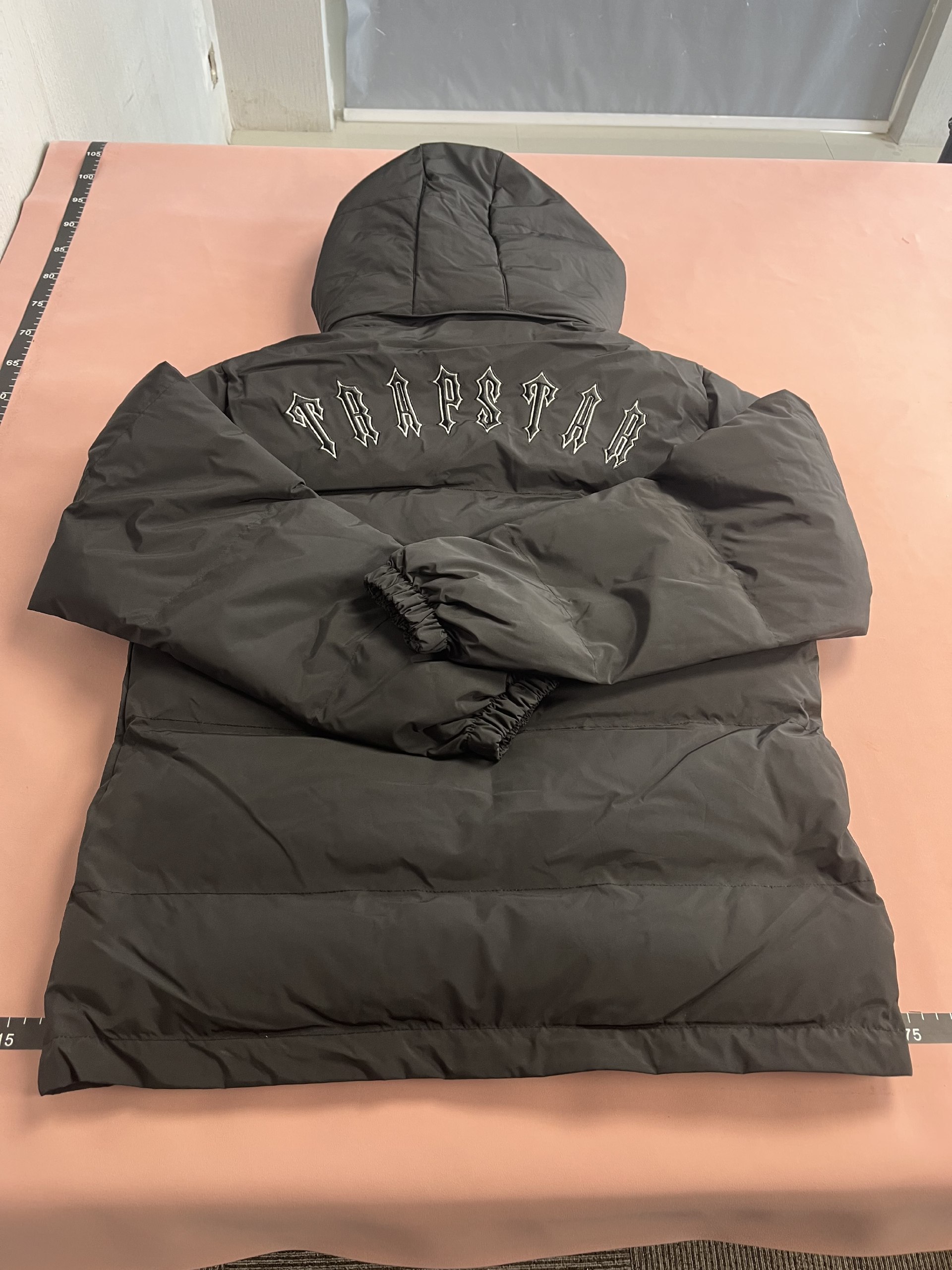 Men's Black Puffer Jacket with Hood Winter Warm Coat -2
