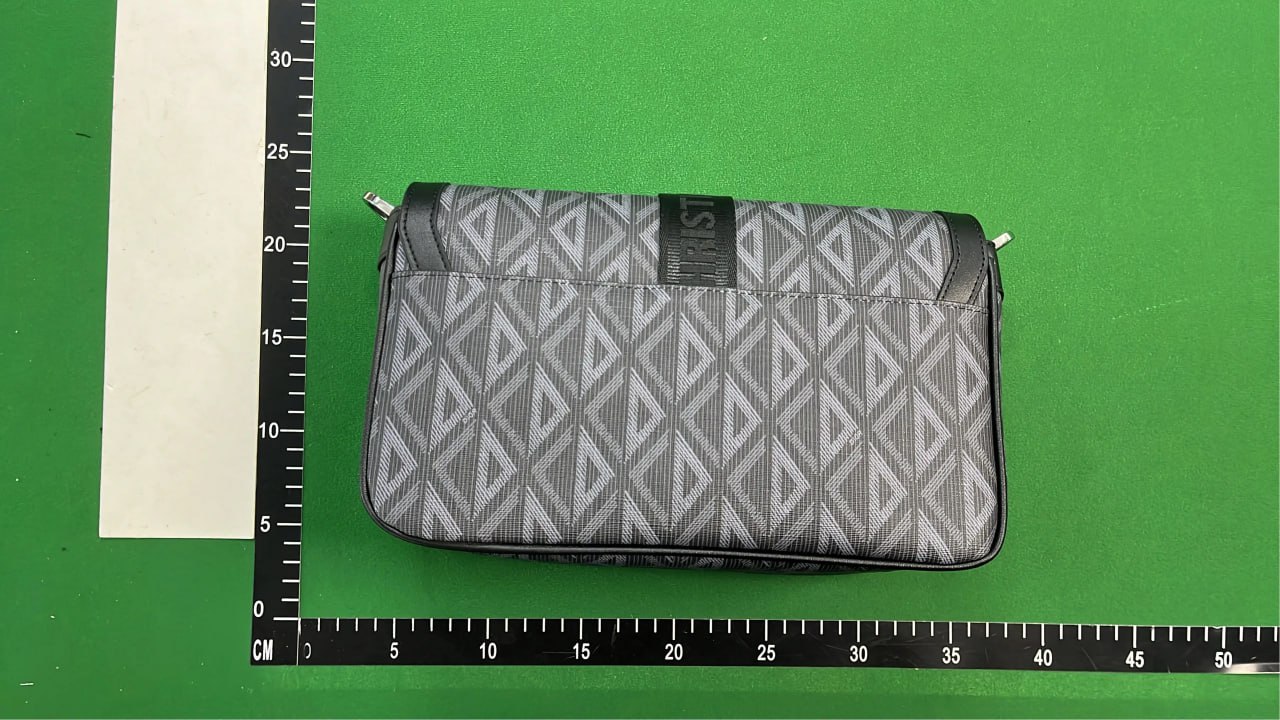Dior Oblique Crossbody Bag [37 styles] -4