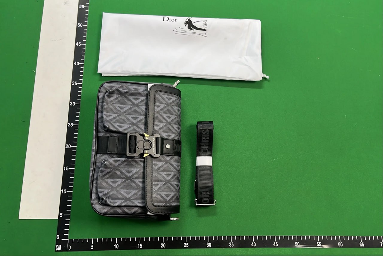 Dior Oblique Crossbody Bag [37 styles] -3
