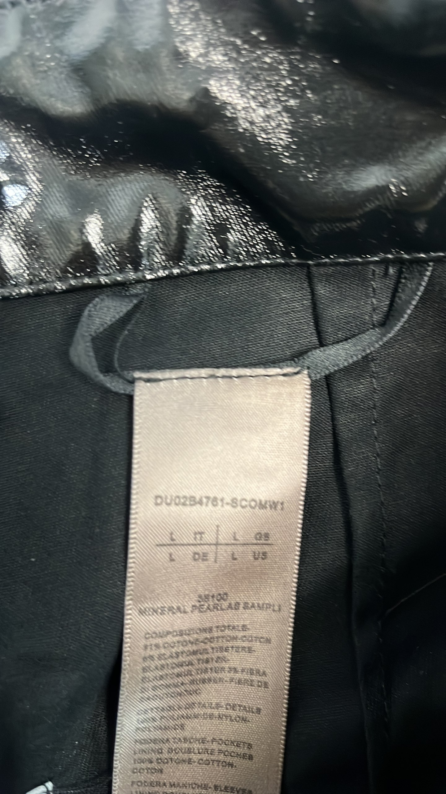 Shiny Black Flared Trousers - Stylish and Comfortable -4
