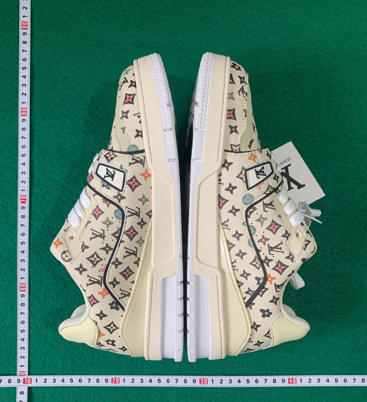 Louis Vuitton Trainer Sneakers [12 styles] -3
