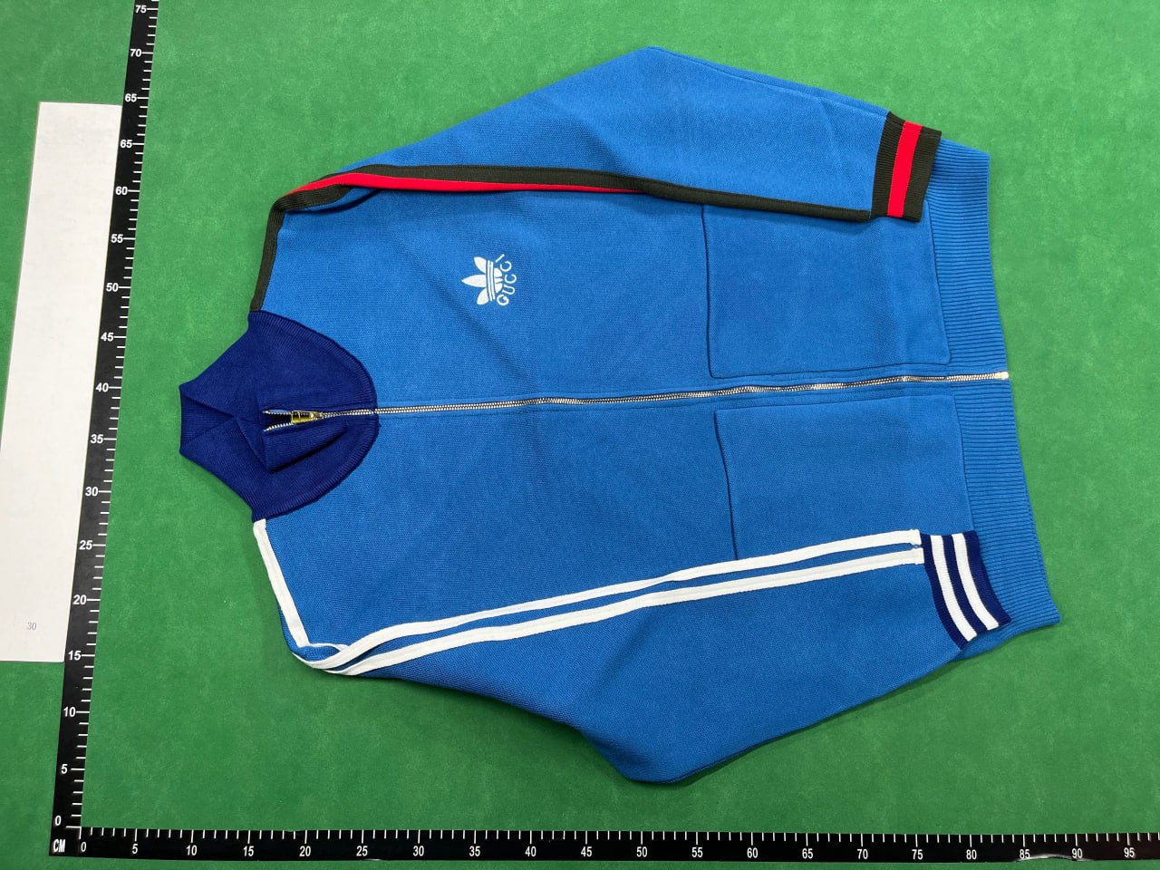 Gucci GG Supreme Sweaters [1 style] -4