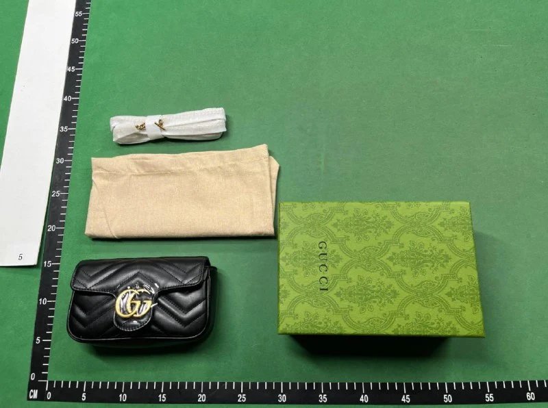 Louis Vuitton Monogram/Checkerboard Tote & Shoulder Bags [1 style] -4