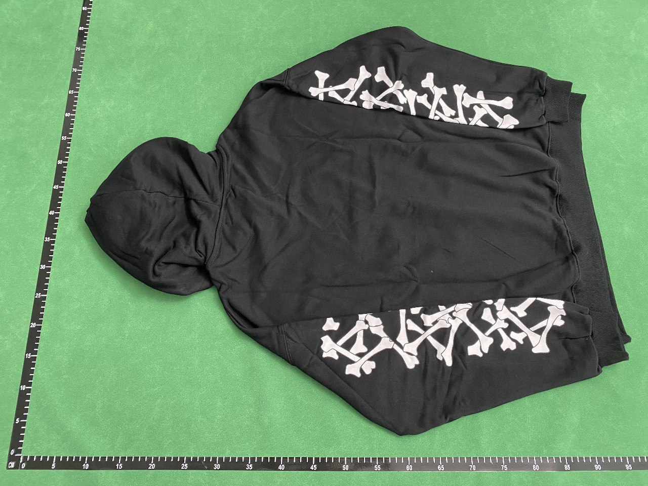 Amiri Logo Hoodie -3