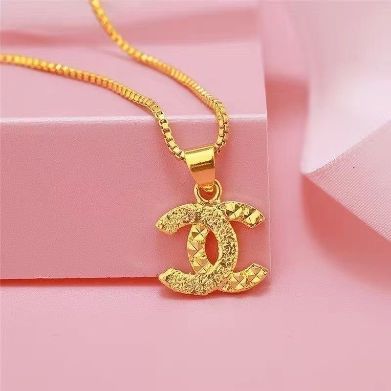 Chanel CC Logo Pendant Necklace -4