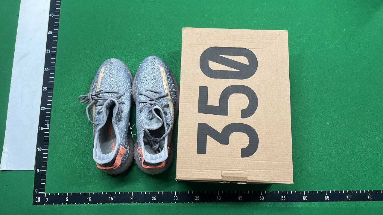 Adidas Yeezy Boost 350 V2 Running Shoes - Comfortable and Stylish Sneakers -2