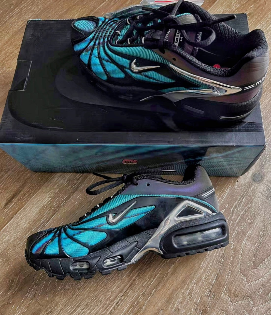 Nike Air TN PLUS -4