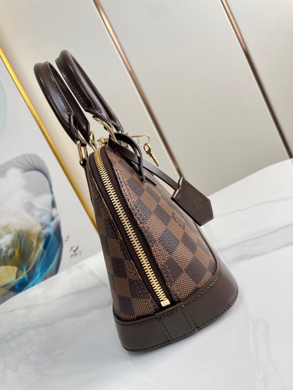 Louis Vuitton minibag -2
