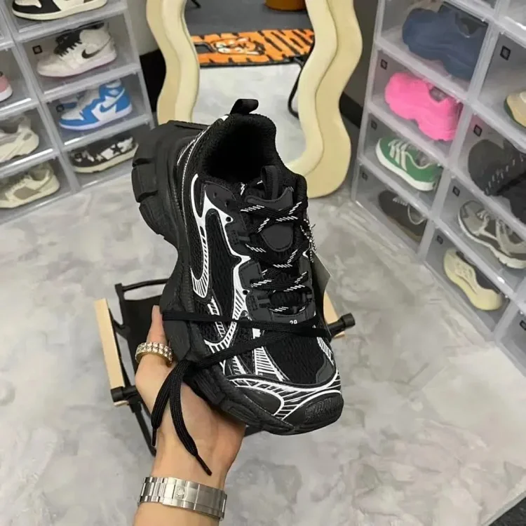 Balenciaga trrcktrriner