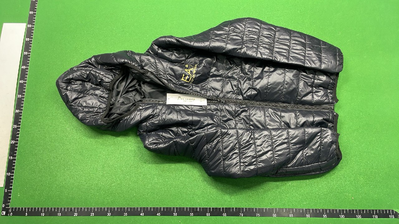 EA7 Men's Quilted Hooded Jacket with Logo Patch -4
