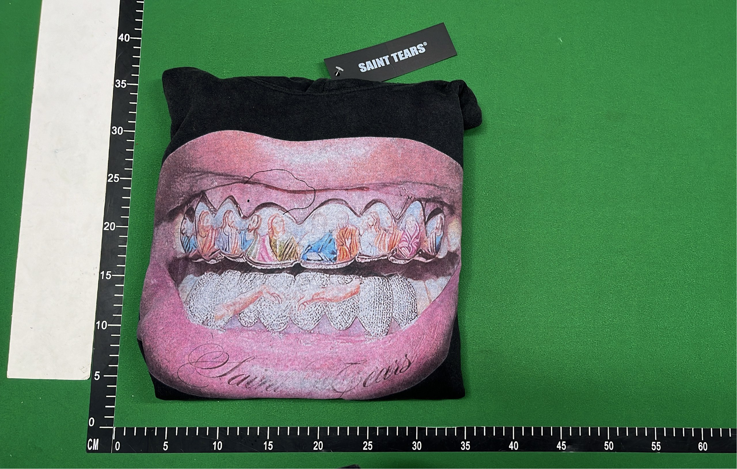 Lip Print Hoodie - Comfortable and Stylish Sweatshirt for Men and Women -2