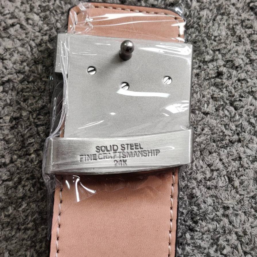 LV Classic Monogram Belt with Frosted Silver Buckle -2