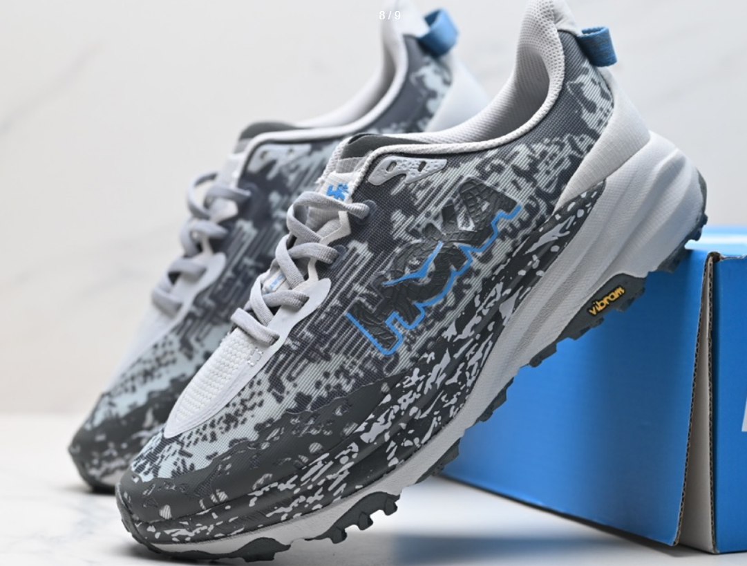 HOKA -4