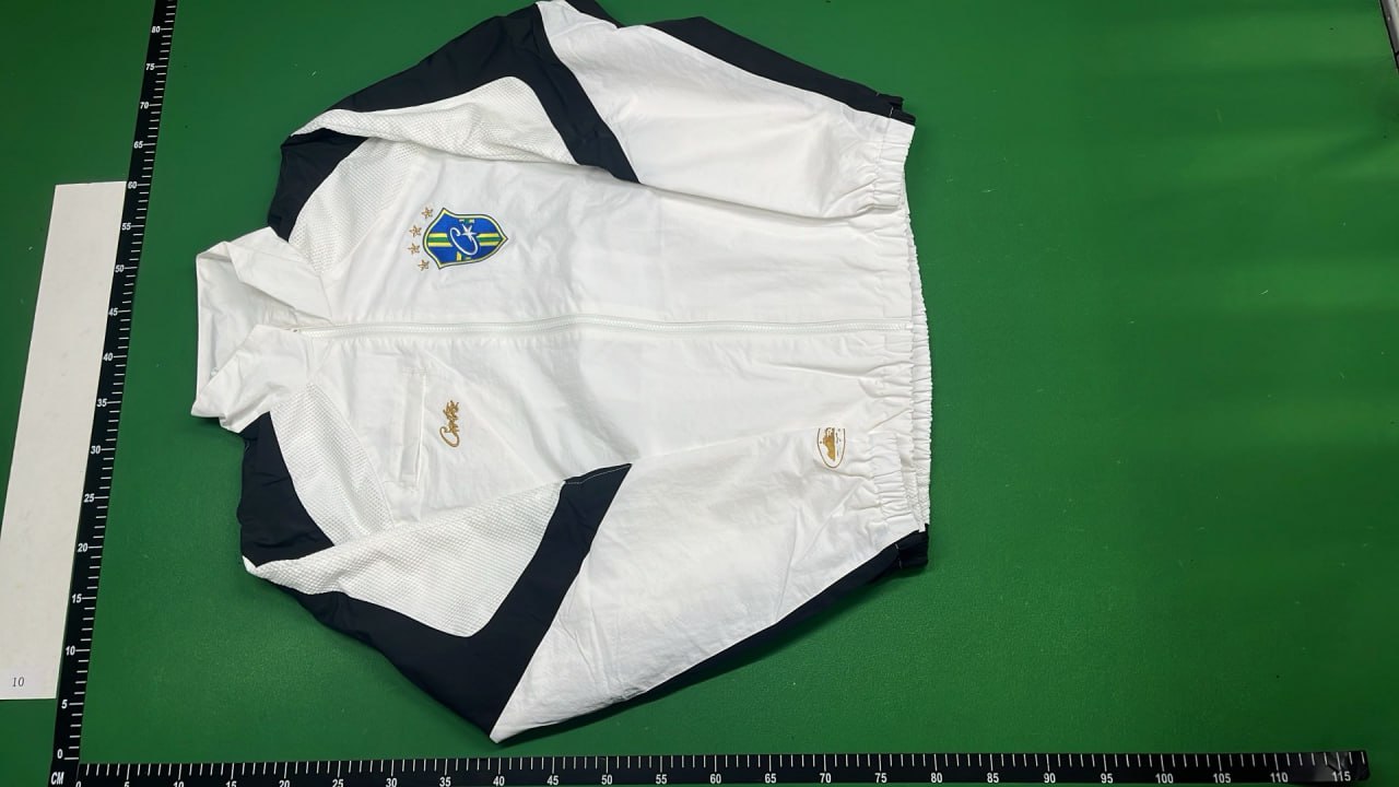 Ciroc Logo Embroidered Windbreaker Jacket - White & Black -4