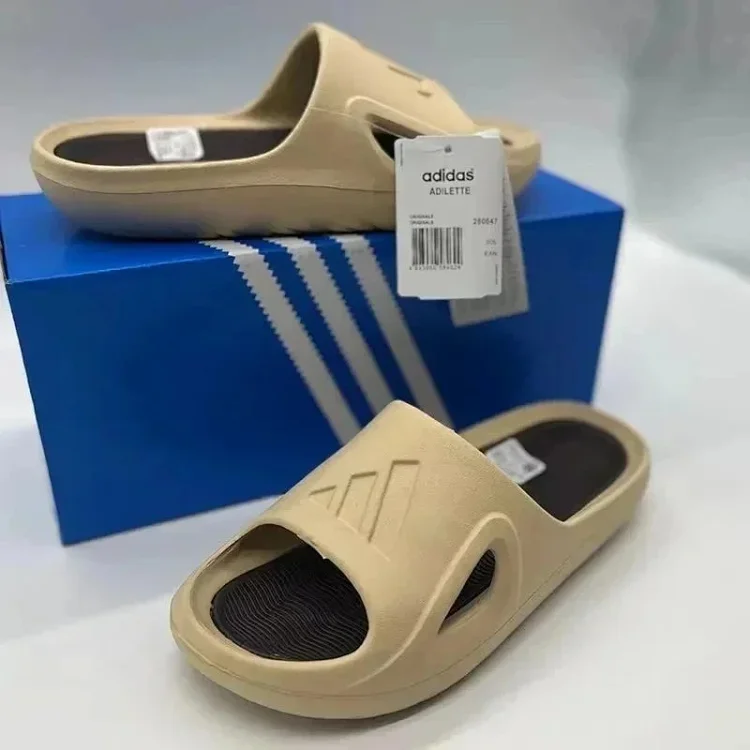 Adidas ultra soft casual comfo