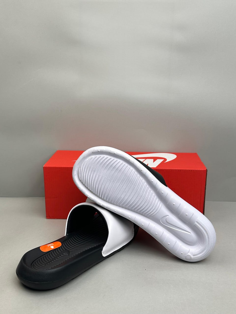 Slippers -3
