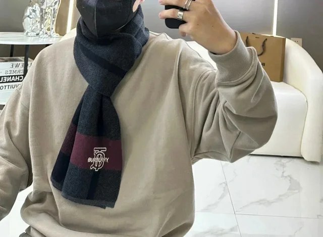 Dior Gucci Burberry Fendi Louis Vuitton LV Fashionable and versatile light luxury scarf for autumn and winter -3