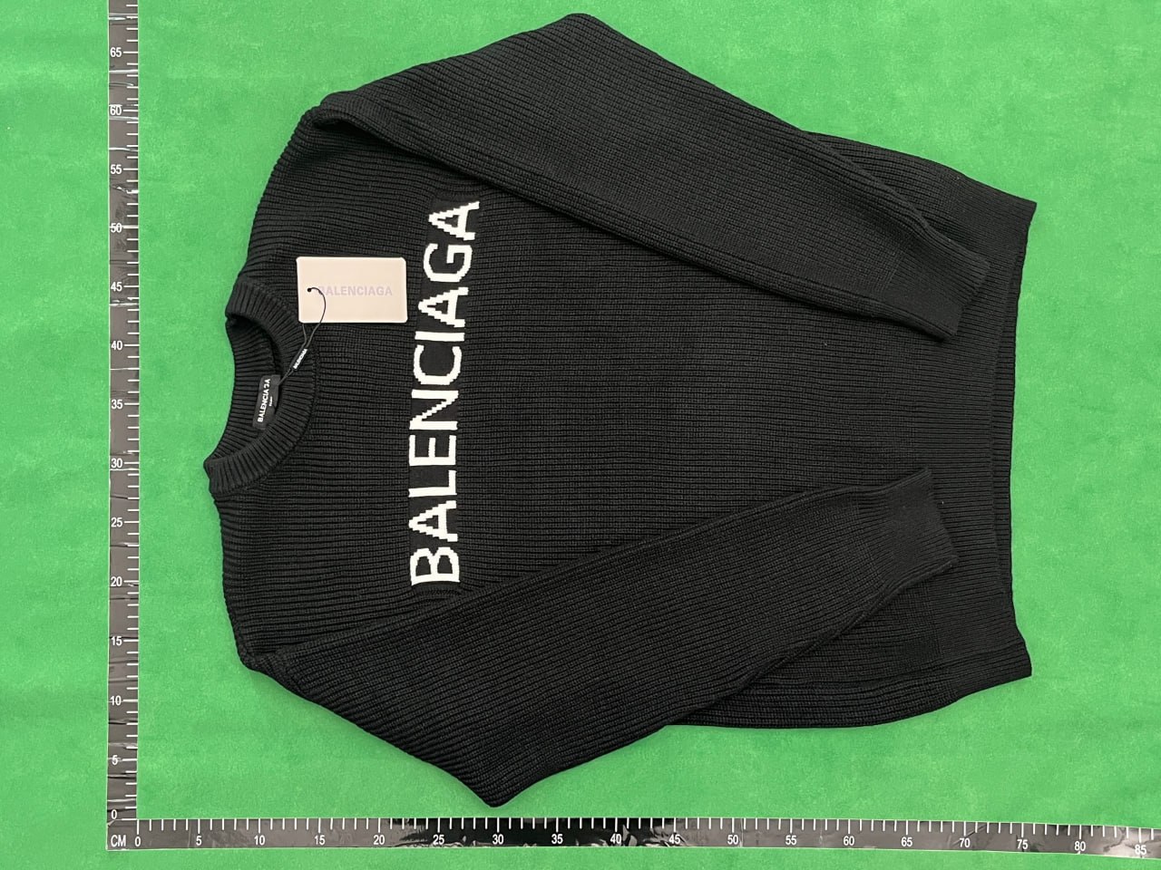 BalenciagaDiorGucciLouis Vuitton sweaters -2