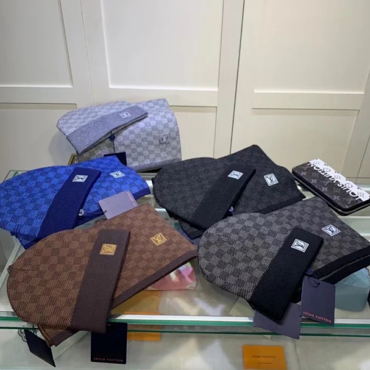 Louis Vuitton LV Fashion warm hat -2