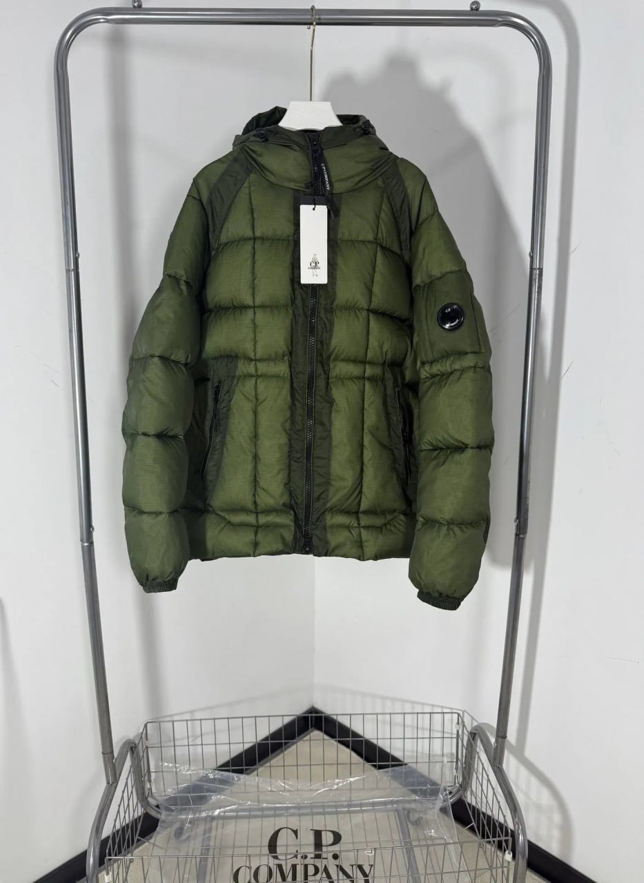 c.p. company chrome r goggle down jacket -4