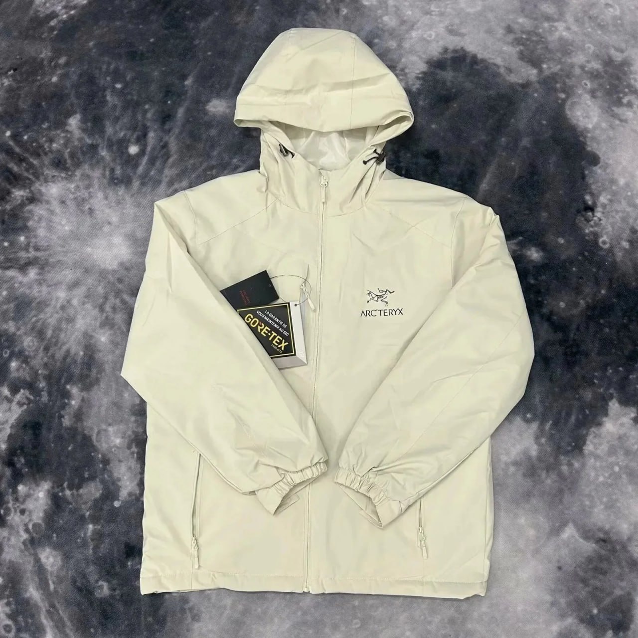 arcteryx insulated jacket -4