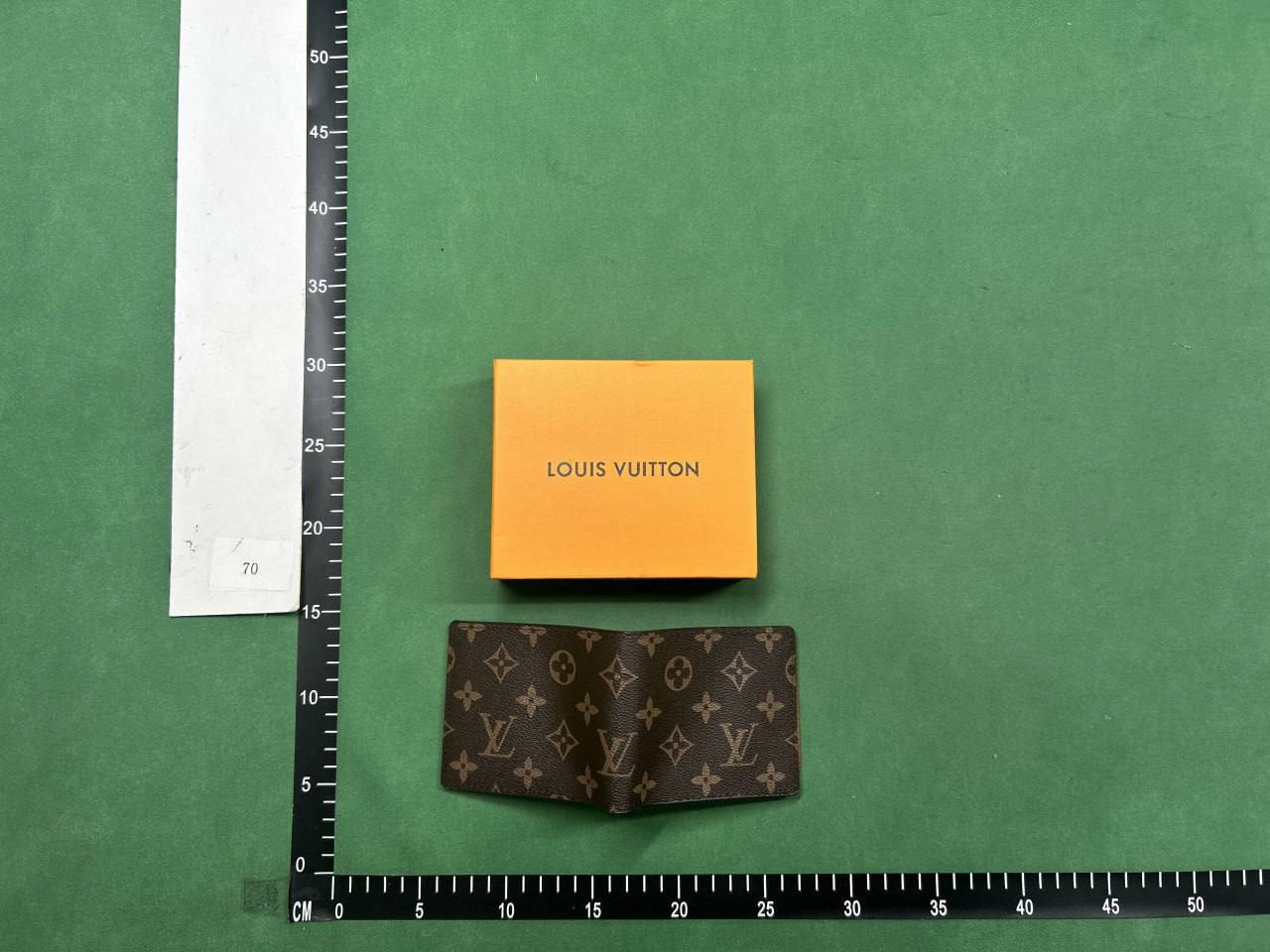 lv wallet ( 12 colors ) -3