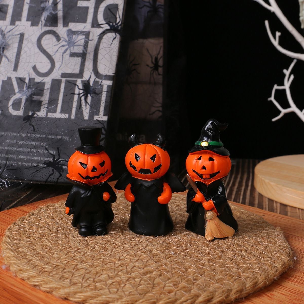Halloween pumpkin devil -2