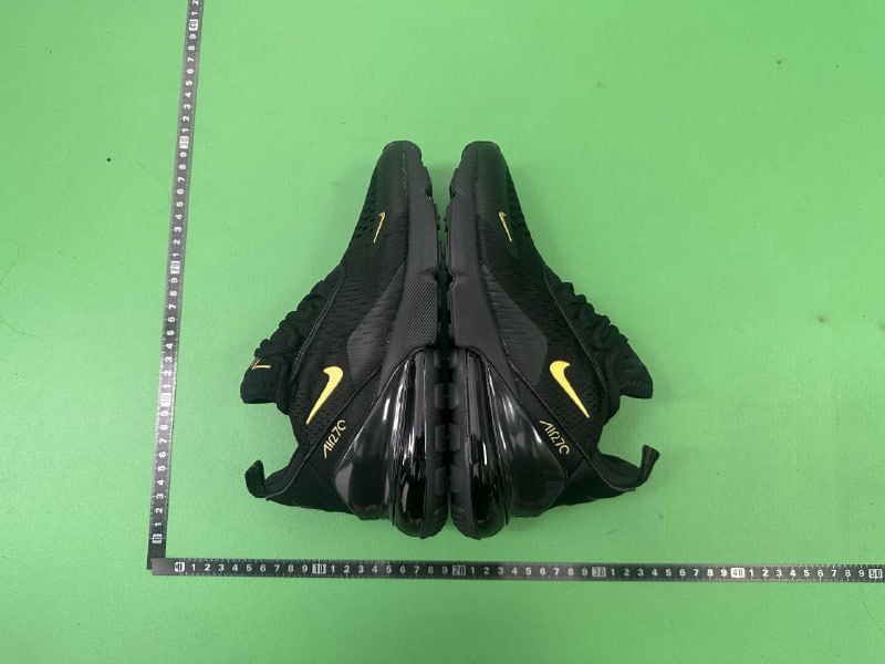 Nike Air Max 270 (35+ Styles) -4