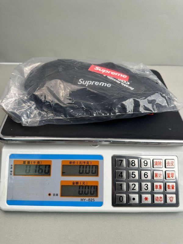 supreme bag -4