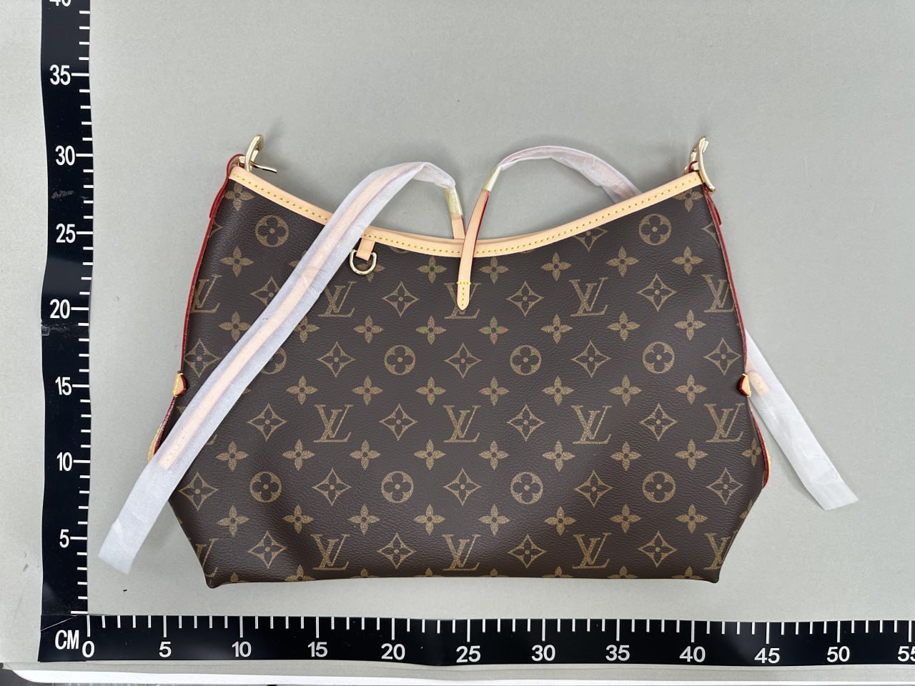 Louis Vuitton Bag -3