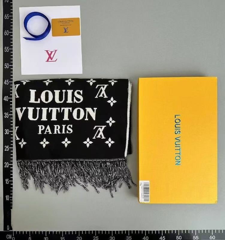 lv gucci Burberry scarves -3