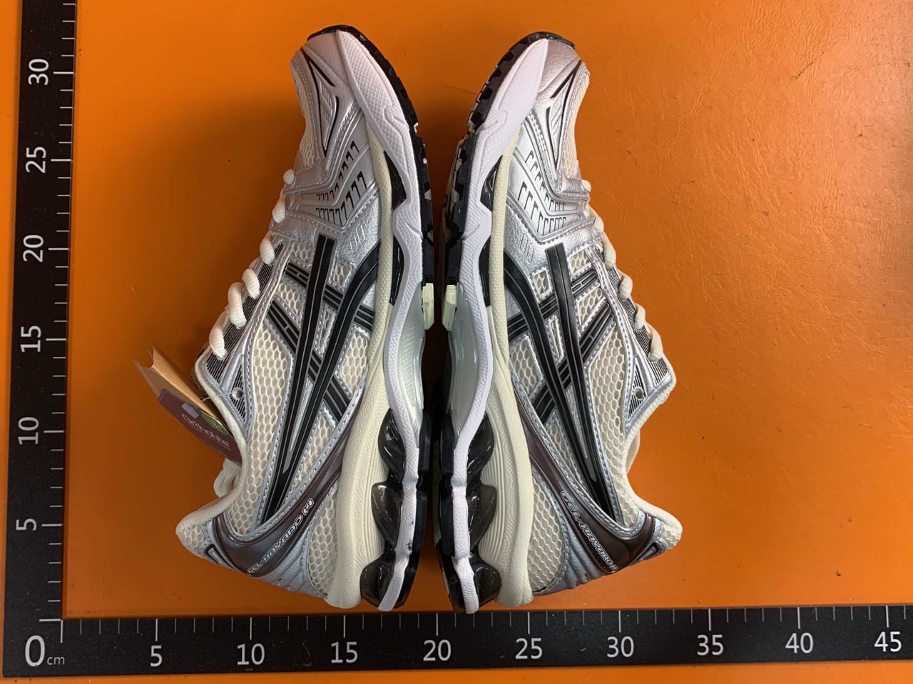 Asics Gel-Kayano 14 -2
