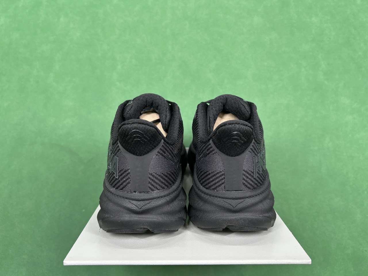 HOKA SHOES -4