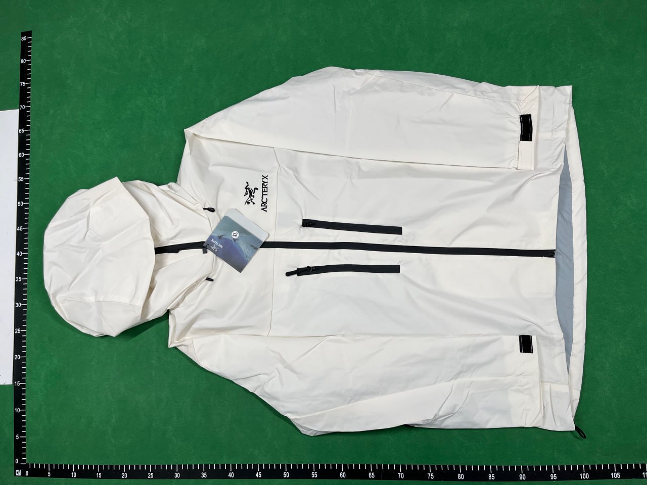 CAZADORA ARCTERYX -3