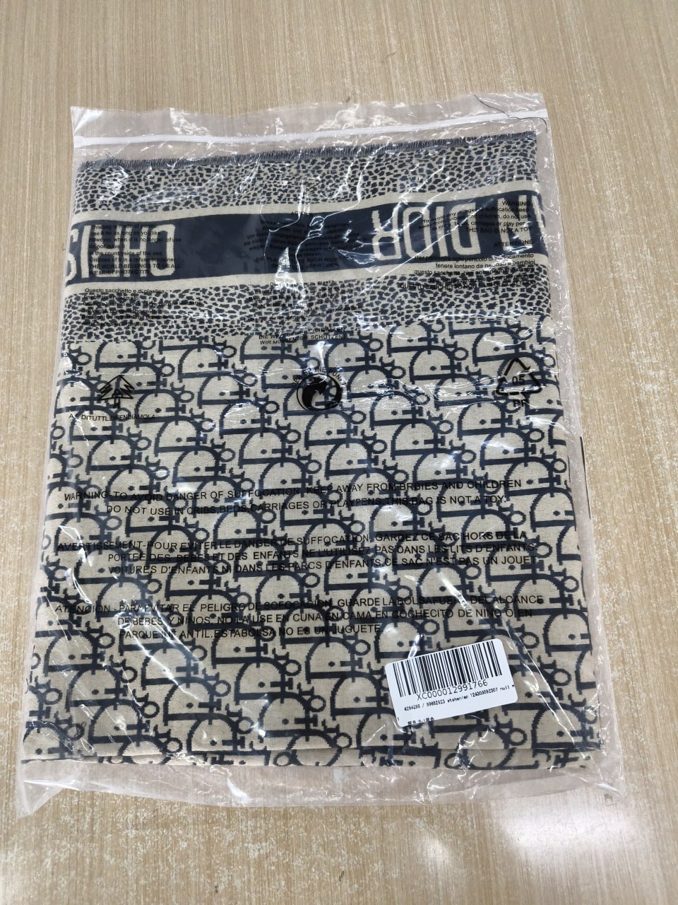 Dior scarf -4