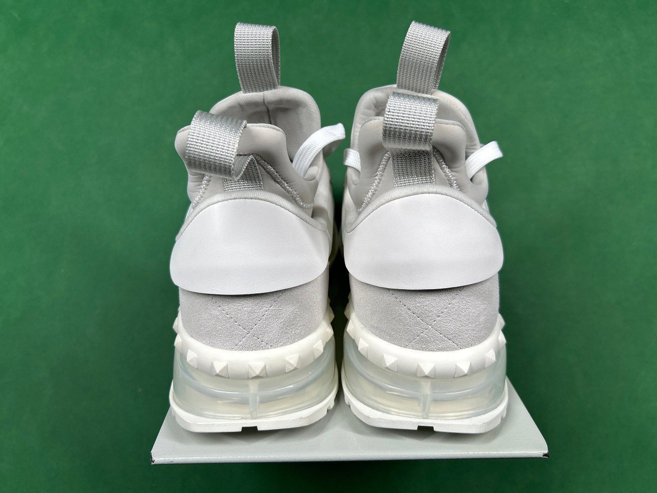 Valentino -3
