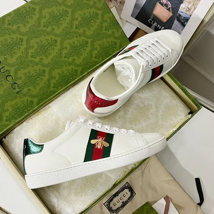 GUCCI shoes