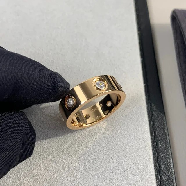 Cartier ring high-q -3