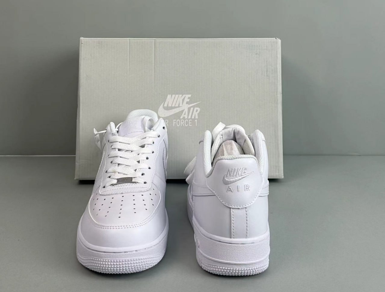 NIKE AIR AF1 -2