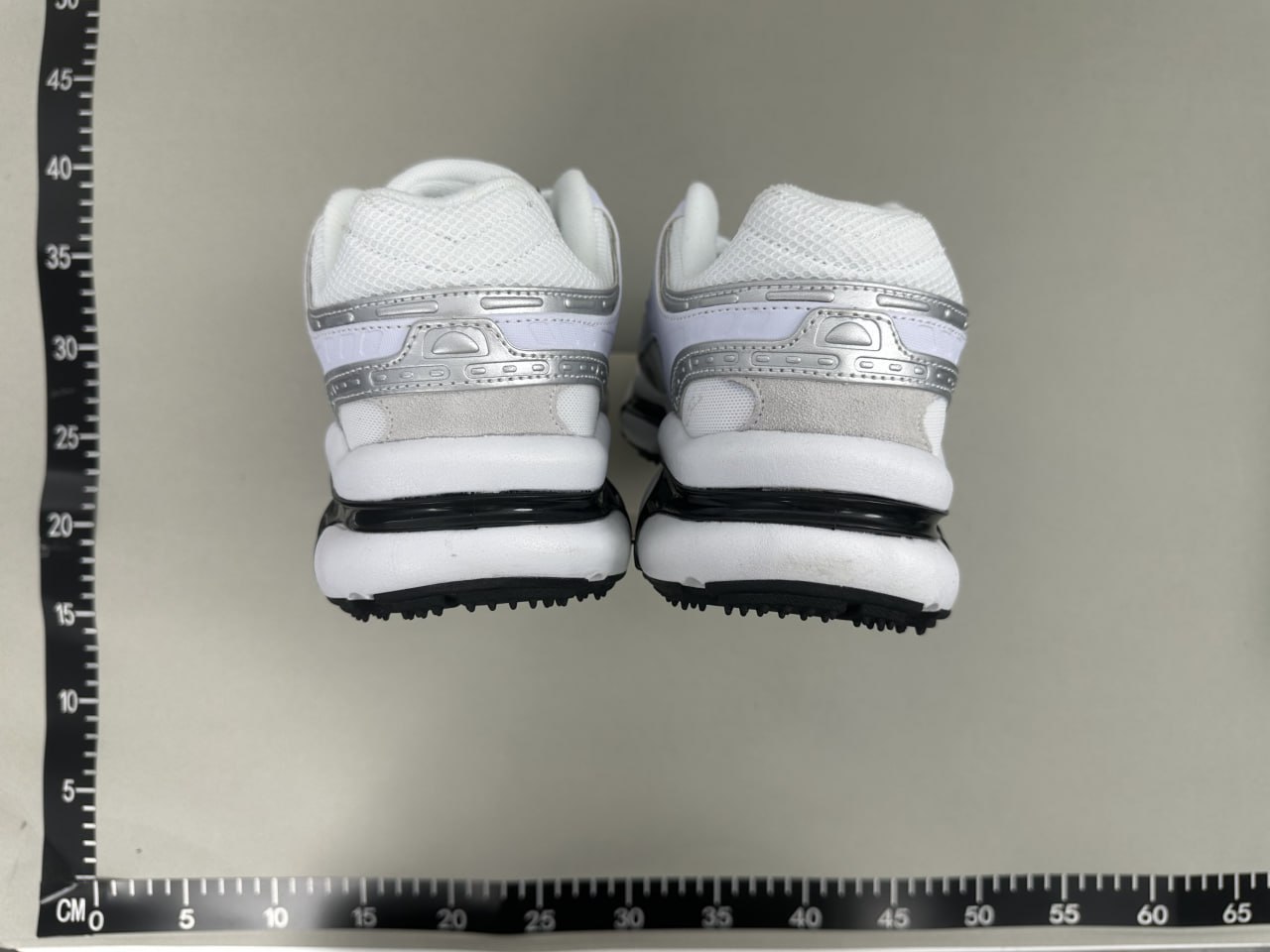 LACOSTE -4