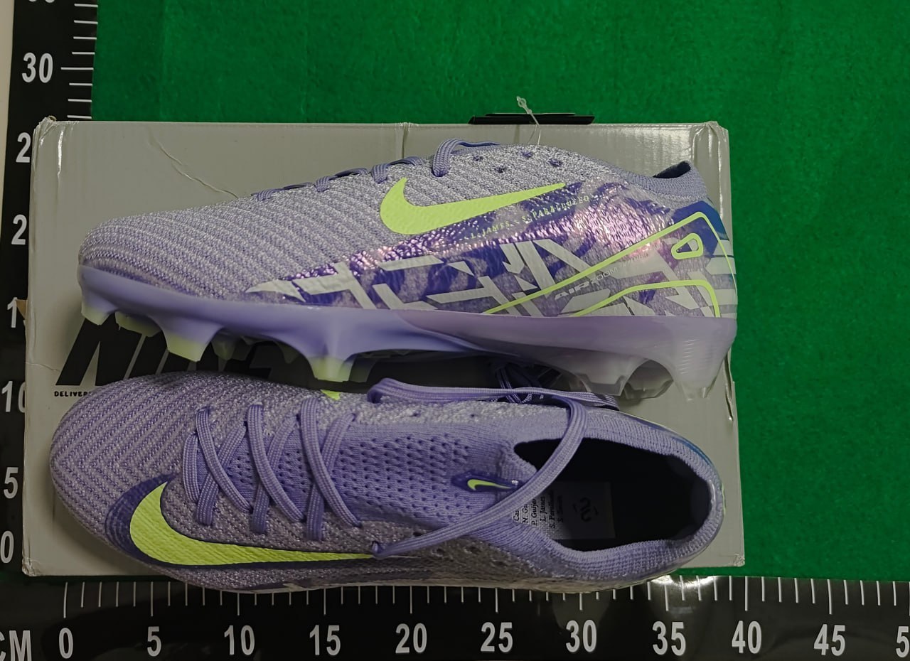 football shoes -2