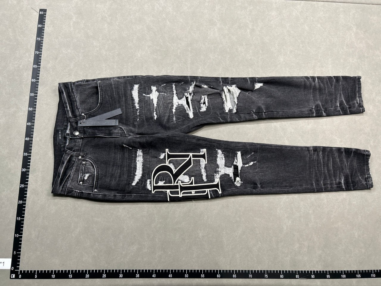 Snake Embroidery Ripped Jeans [27 styles] -3