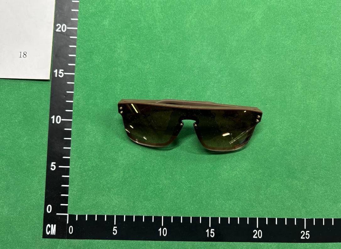 Louis Vuitton Shield Sunglasses [4 styles] -2